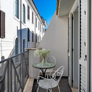 Studio grande con letto queen size